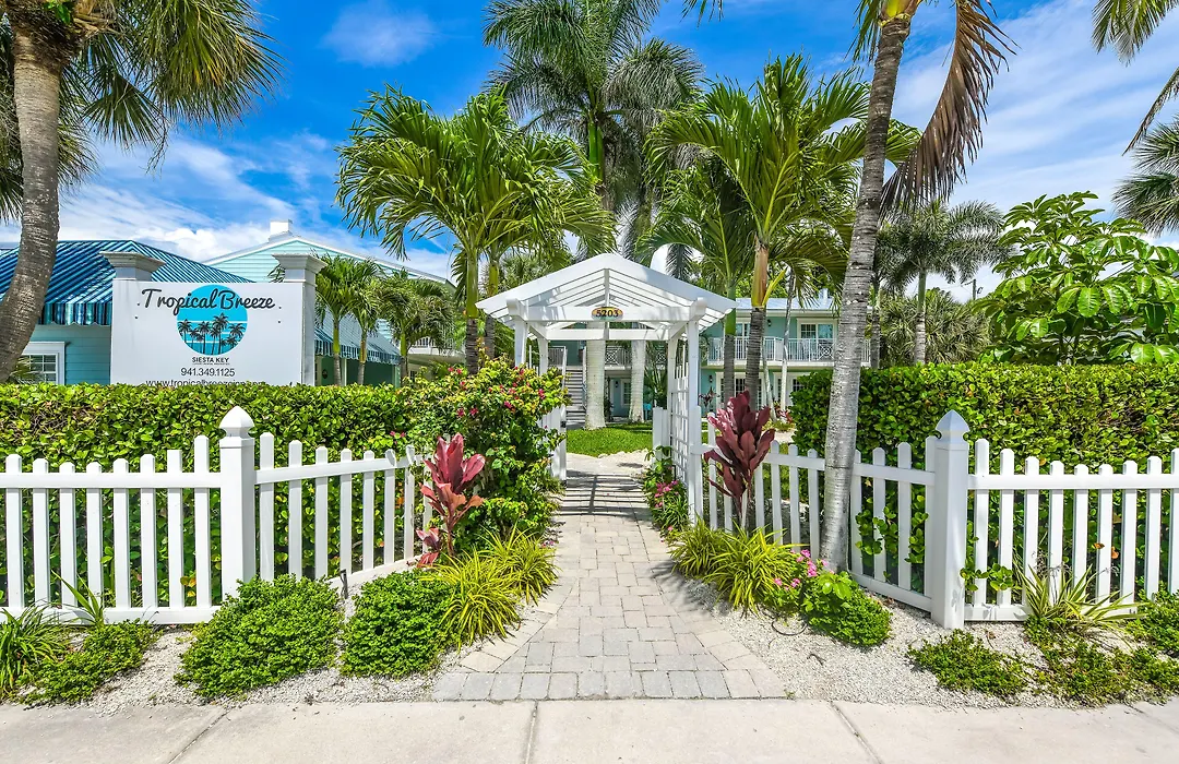 Tropical Breeze Resort-1